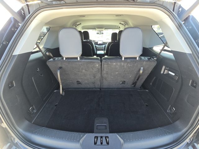 2022 Ford Explorer XLT:168543A