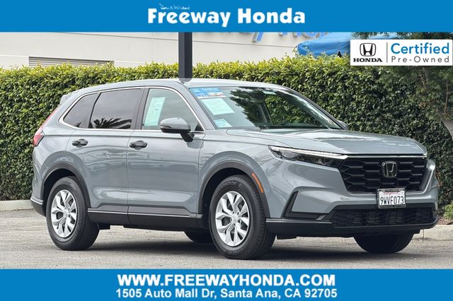 2025 Honda CR-V LX 2WD's photo