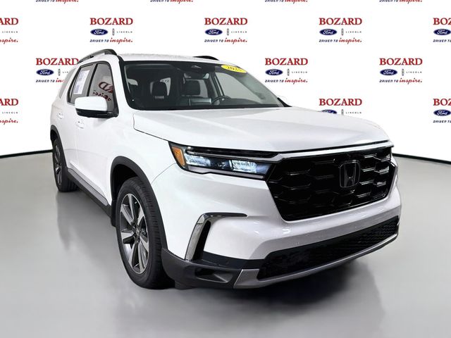 Platinum White Pearl 2025 Honda Pilot SUV / Crossover All-Wheel Drive Automatic