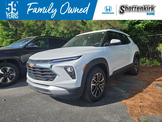 2025 Chevrolet Trailblazer LT's photo
