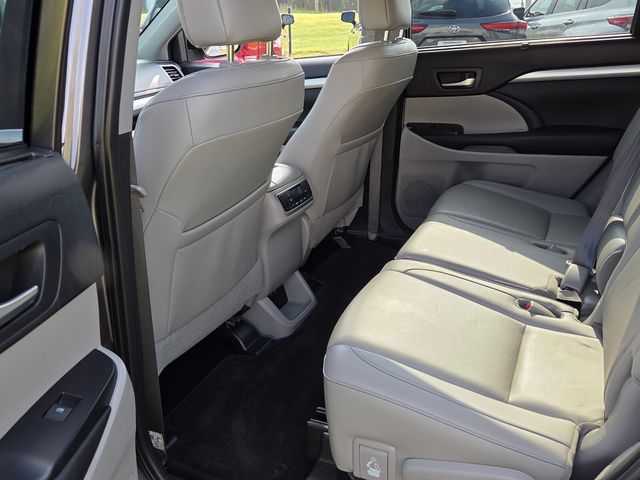 Used 2019 Toyota Highlander SUV