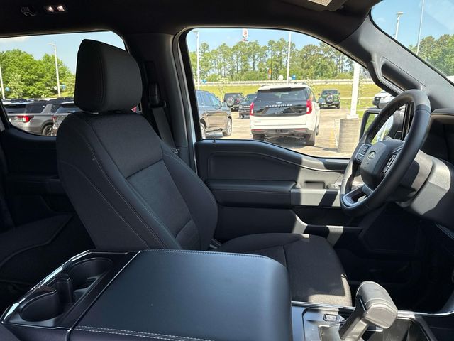 New 2026 White Ford XLT image 9