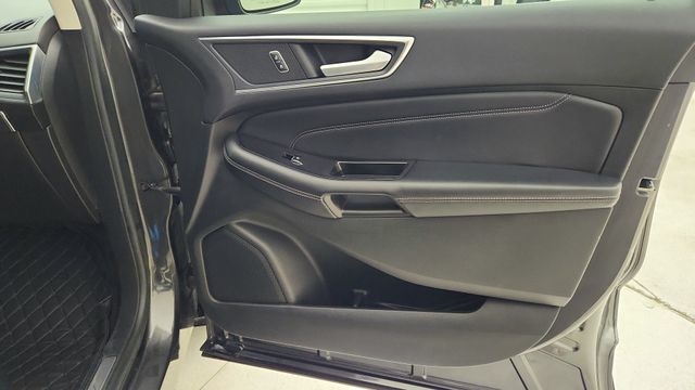 2017 Ford Edge Titanium Gray at Autostrade