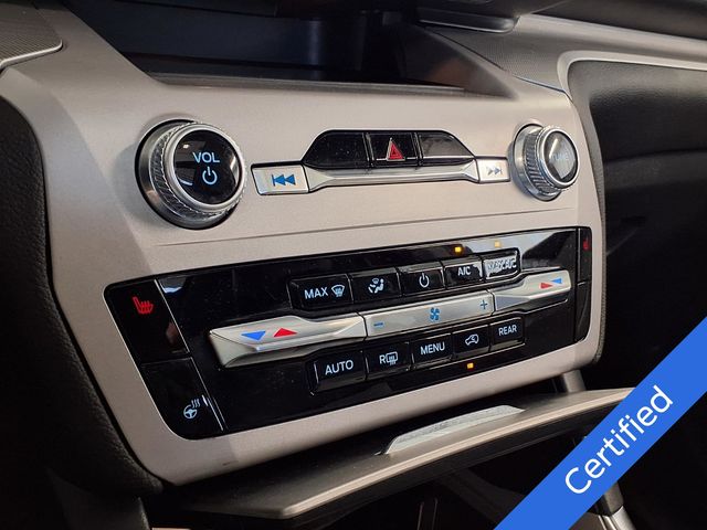 2023 Ford Explorer - Image 14