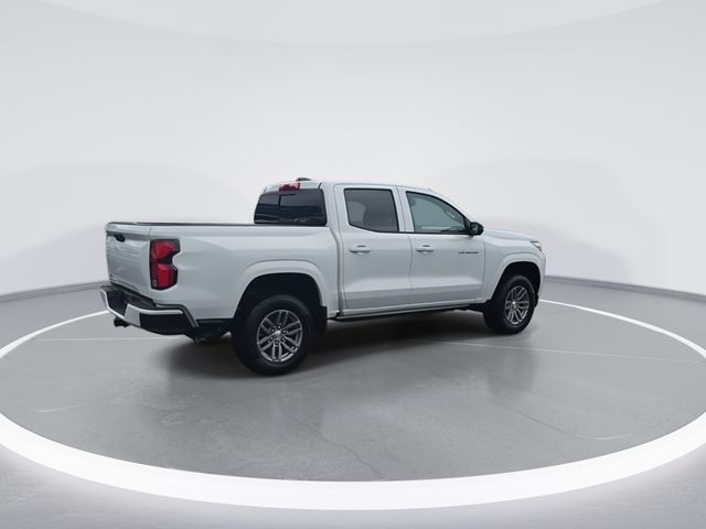 Used 2026 White Chevrolet LT image 8