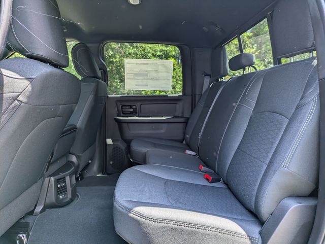 2026 Ram 2500 Black Express Crew Cab 4x4 6'4" Box