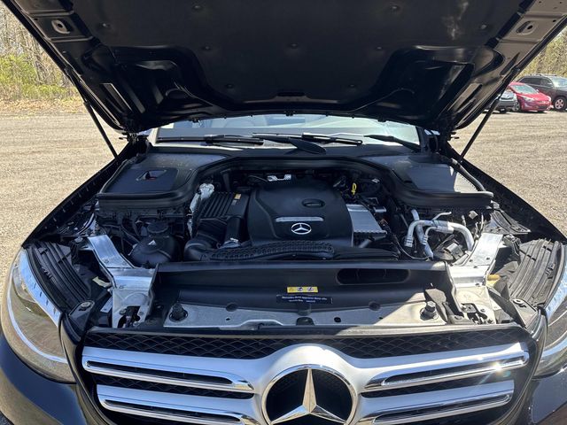 2017 Mercedes-Benz GLC - Image 31
