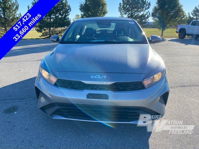 2022 Kia Forte LXS 34