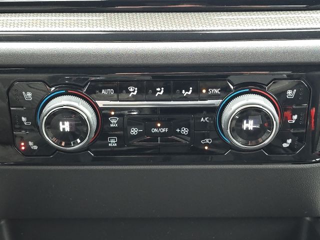 2024 Chevrolet Silverado 1500 ZR2:L166404A