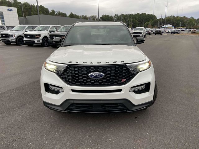 2024 Ford Explorer ST 9