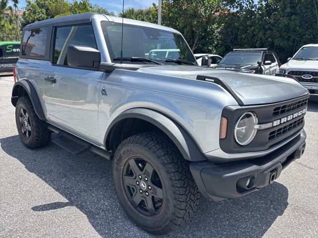 Silver Metallic 2024 Ford Bronco Black Diamond 2-Door 4WD SUV / Crossover Four-Wheel Drive Automatic