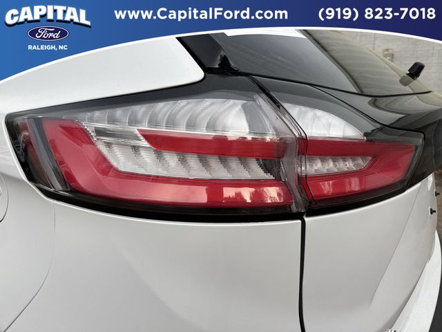 Used 2023 White Ford SEL image 15