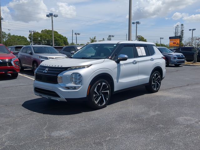 White Diamond 2022 Mitsubishi Outlander SE S-AWC SUV / Crossover All-Wheel Drive Continuously Variable Transmission