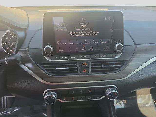 Used 2025 Nissan Altima Sedan