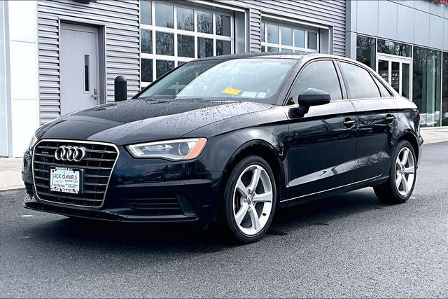 2015 Audi A3 2.0T quattro Premium Sedan AWD