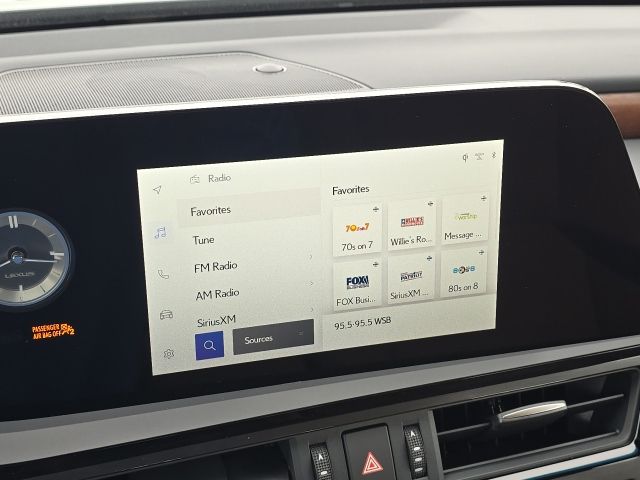 2025 Lexus ES 350:46335A1