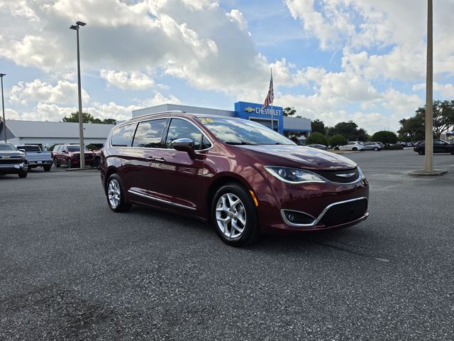Velvet Red Pearlcoat 2020 Chrysler Pacifica Minivan Front-Wheel Drive 9-Speed Automatic