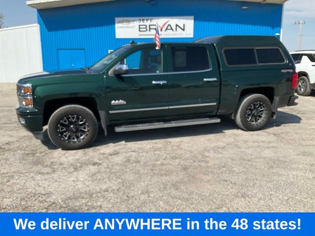 Rainforest Green Metallic 2015 Chevrolet Silverado 1500 Pickup Truck Four-Wheel Drive 6-Speed Automatic Overdrive