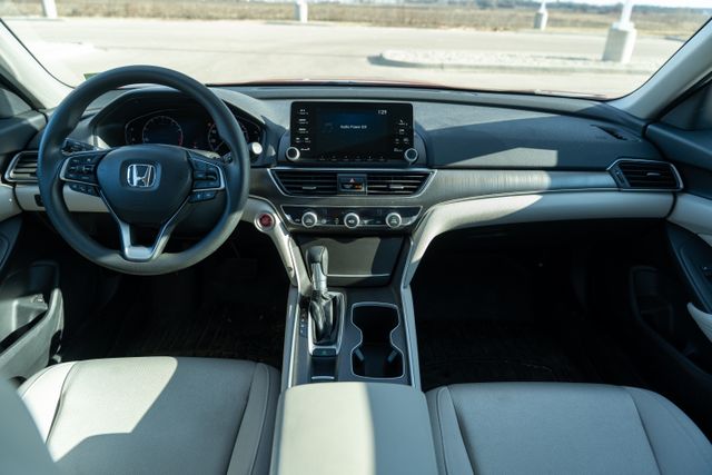 2020 Honda Accord LX 12