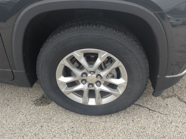 Used 2019 Gray Chevrolet LT image 12