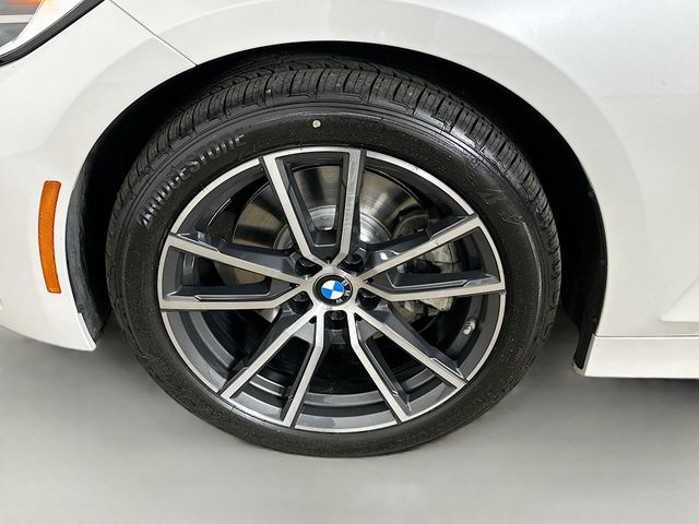 2021 BMW 3 Series 330i xDrive 32