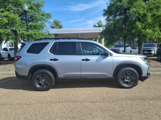 2023 Honda Pilot TrailSport AWD