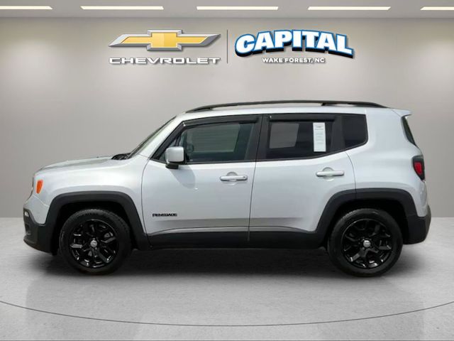 Used 2015 Silver Jeep Latitude image 2