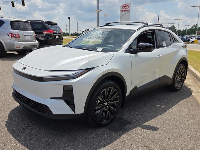 2026 Toyota C-HR XSE - Photo 3