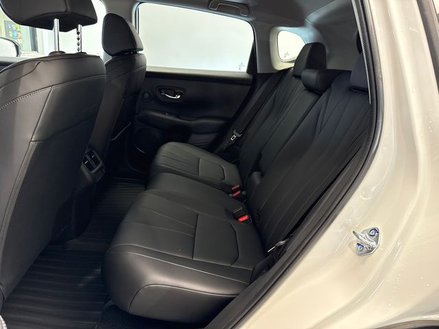 New 2026 White Acura Base image 13