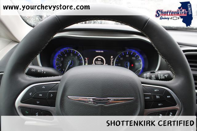 Used 2024 Chrysler Pacifica Van