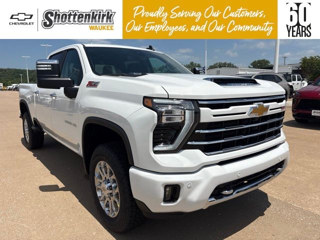 2026 Chevrolet Silverado HD LT 4WD Crew Cab Standard Box's photo