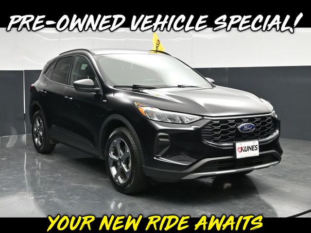 Black Metallic 2025 Ford Escape ST-Line AWD SUV / Crossover All-Wheel Drive 8-Speed Automatic