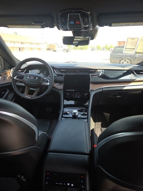 Used 2024 Jeep Grand Cherokee SUV