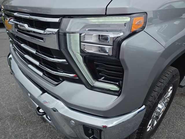Used 2026 Gray Chevrolet LTZ image 32