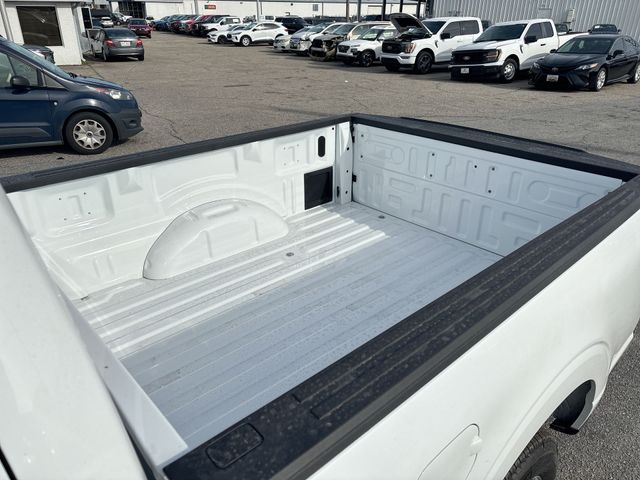 New 2026 Oxford White Ford XL image 11