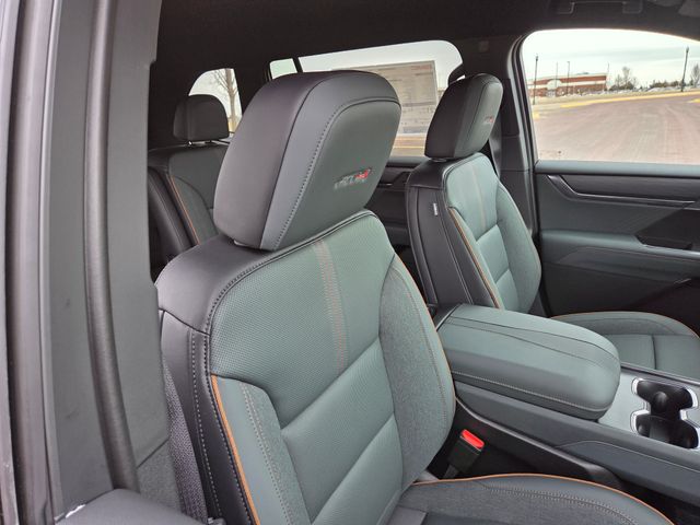 2026 GMC Acadia AT4 AWD