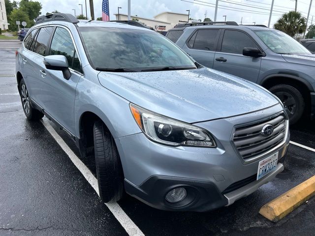 Used 2016 Silver Subaru 2.5i image 11