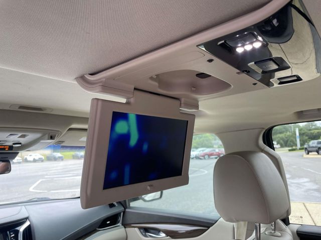 Used 2018 White Cadillac Premium image 10