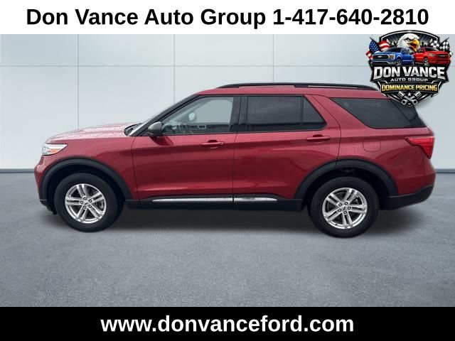 Rapid Red Metallic Tinted Clearcoat 2022 Ford Explorer XLT AWD SUV / Crossover All-Wheel Drive Automatic