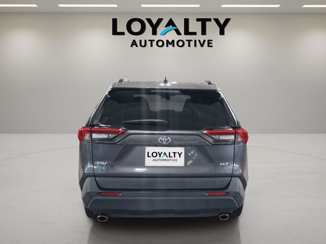 Used 2020 Toyota RAV4 SUV