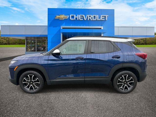 2023 Chevrolet TrailBlazer - Image 3