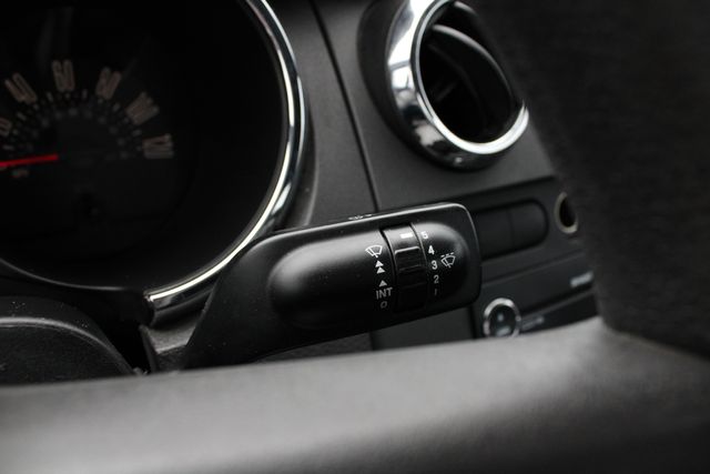 Used 2008 Silver Ford V6 Deluxe image 14