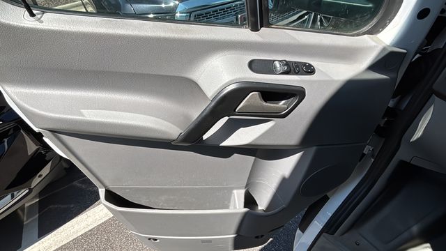 Used 2018 White Mercedes-Benz Cab Chassis 144 WB image 18
