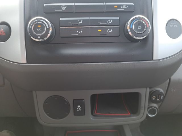 Used 2019 White Nissan SV image 23