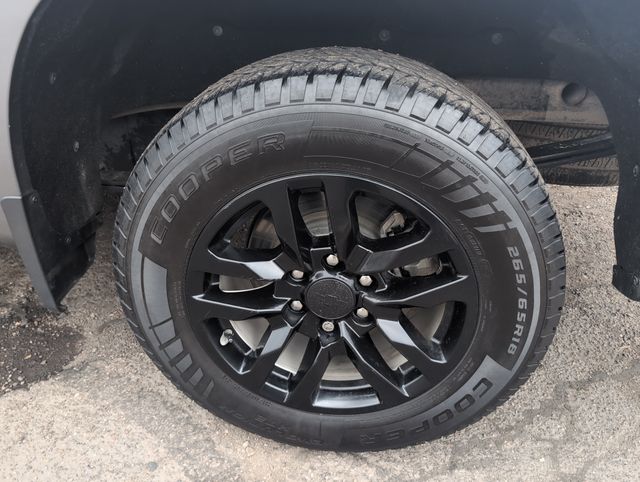 2019 Chevrolet Silverado 1500 LT photo