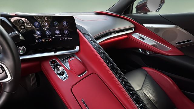 Used 2022 Red Chevrolet Stingray image 25
