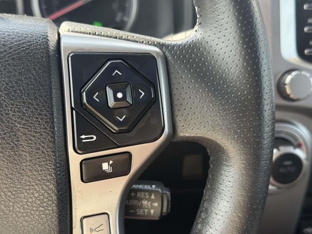 Used 2022  Toyota Limited image 22