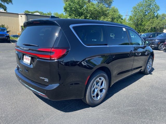 2024 Chrysler Pacifica Limited 5