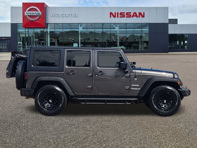 Used 2017 Jeep Wrangler SUV