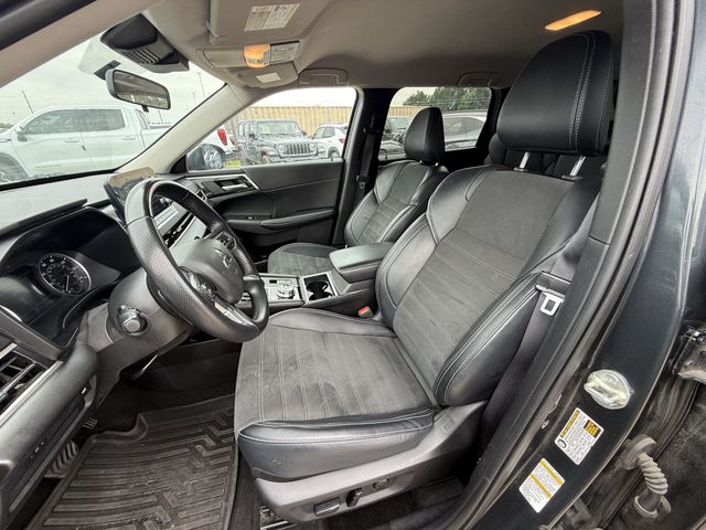 2024 Mitsubishi Outlander SE Black at Emmons Autoplex